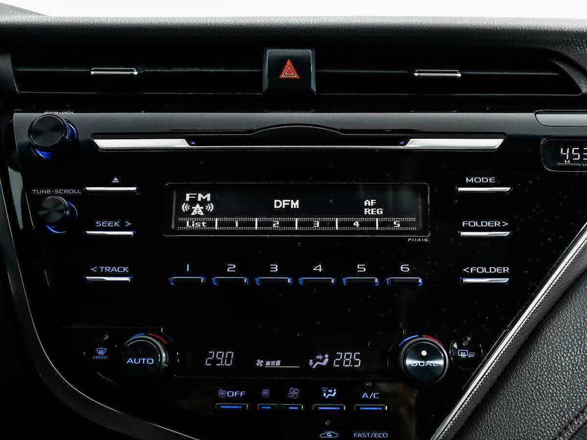 Купить Toyota Camry с пробегом. Фото: #13