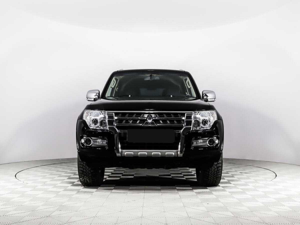 Купить Mitsubishi Pajero с пробегом. Фото: #1