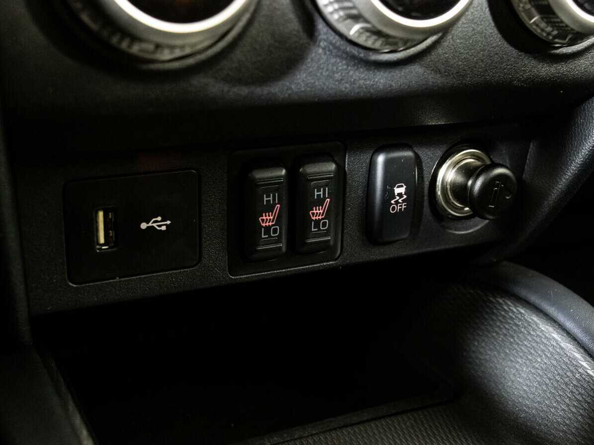 Купить Mitsubishi ASX с пробегом. Фото: #13