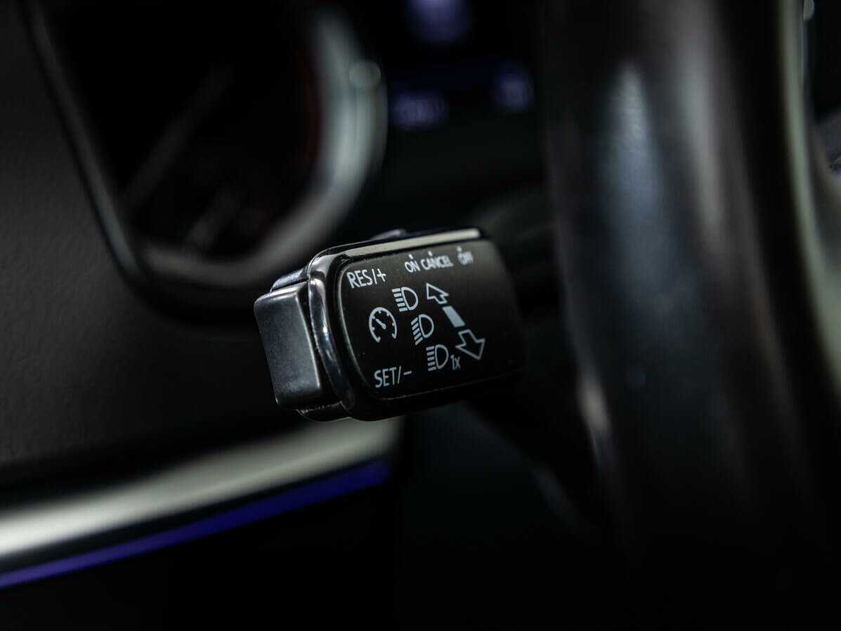 Купить Skoda Karoq с пробегом. Фото: #23