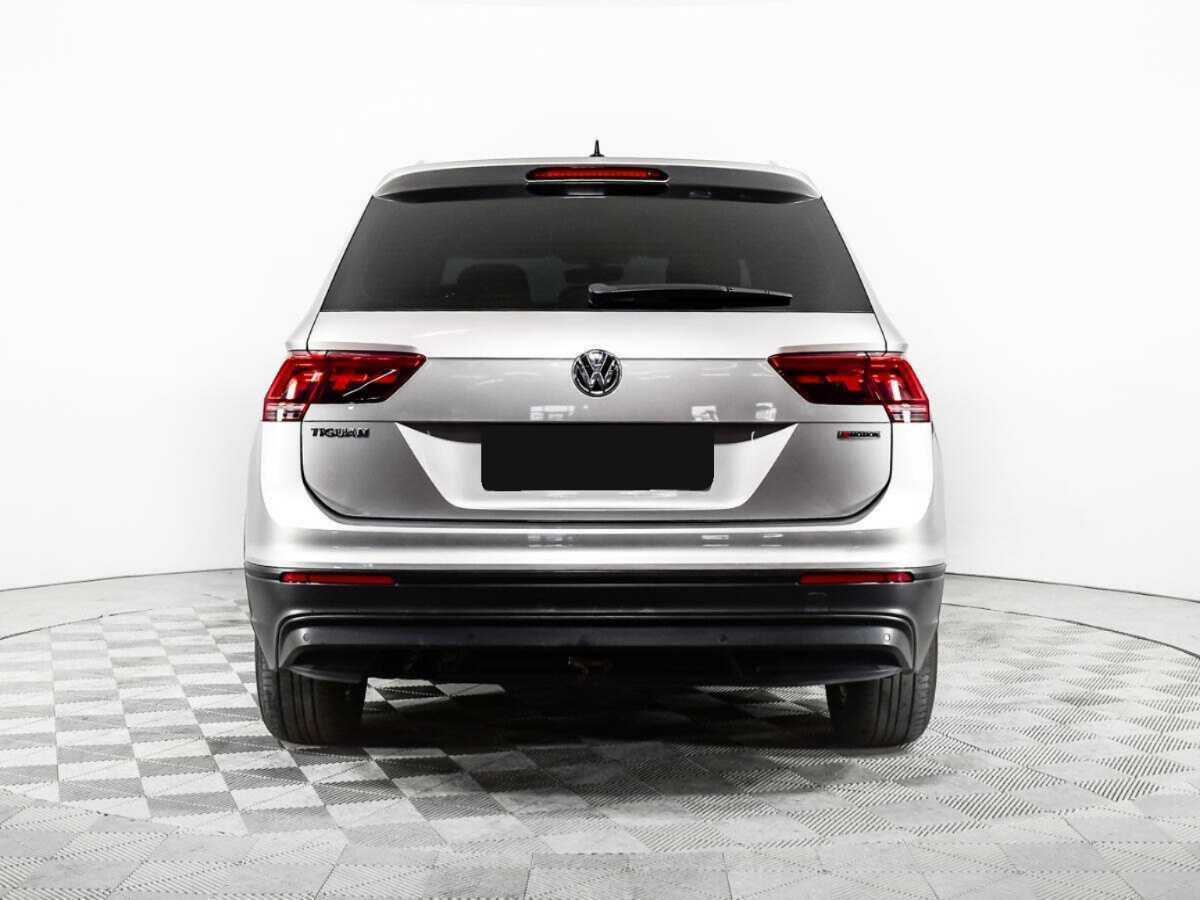 Купить Volkswagen Tiguan с пробегом. Фото: #6