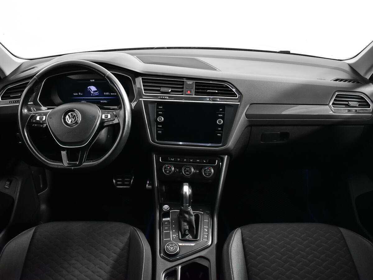 Купить Volkswagen Tiguan с пробегом. Фото: #13