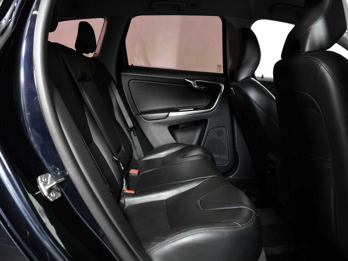 Купить Volvo XC60 с пробегом. Фото: #9