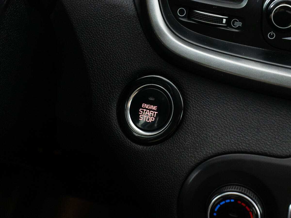 Купить Kia Sorento с пробегом. Фото: #19