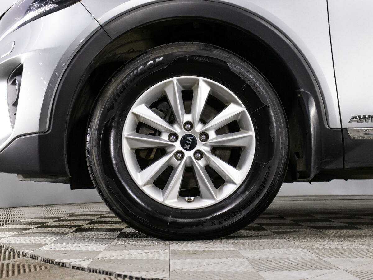Купить Kia Sorento с пробегом. Фото: #25