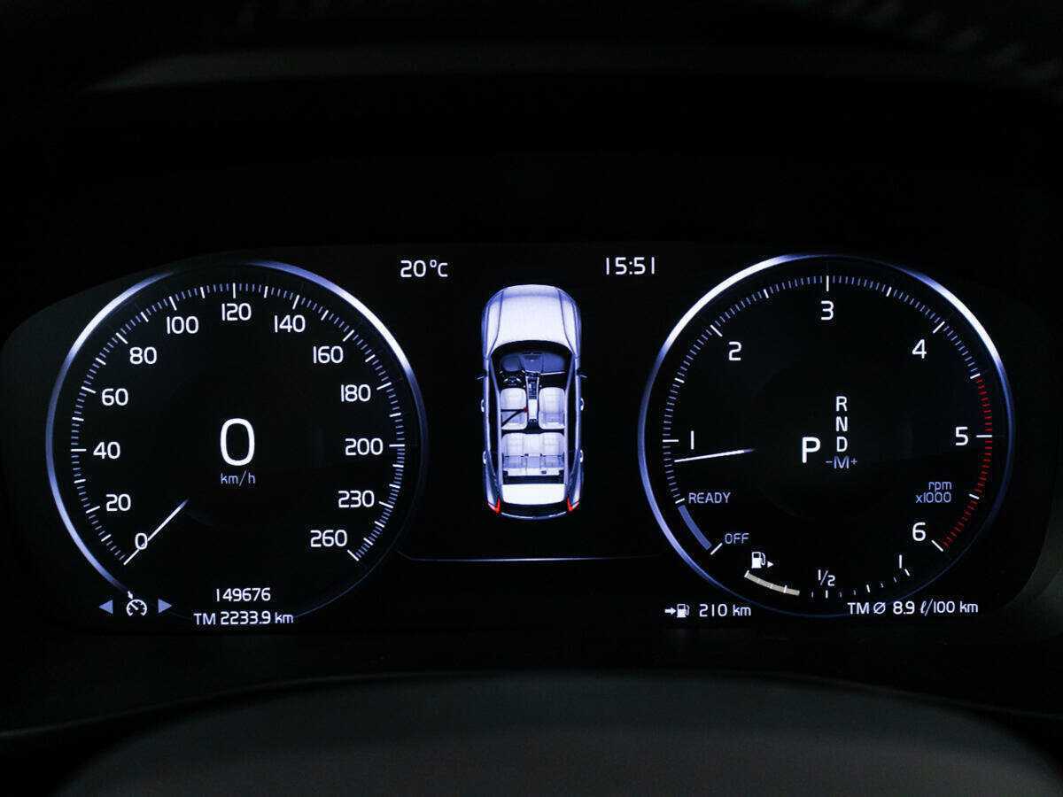 Купить Volvo XC40 с пробегом. Фото: #11