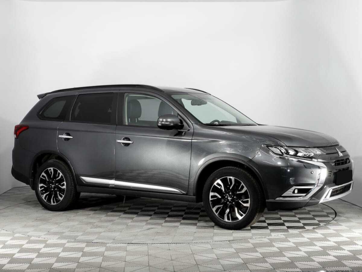 Купить Mitsubishi Outlander с пробегом. Фото: #2