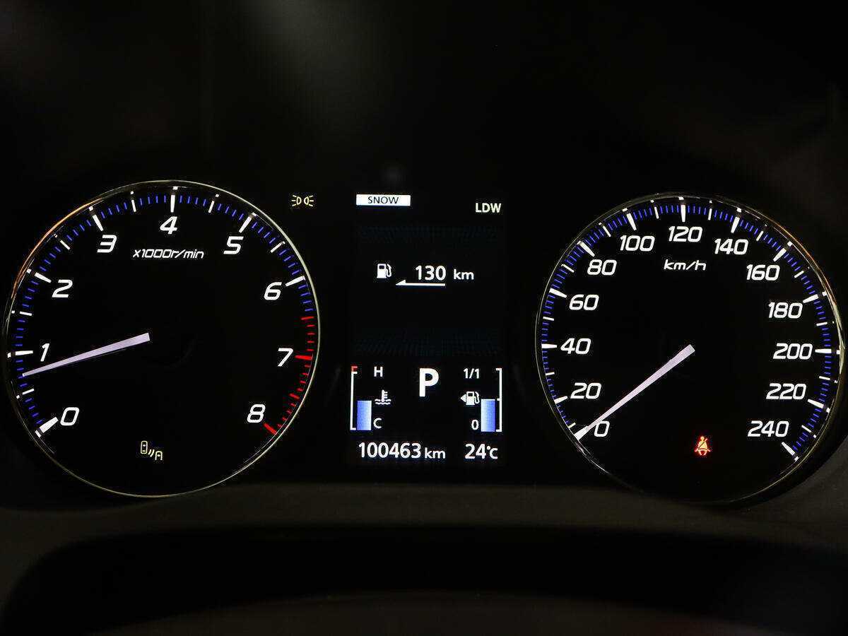 Купить Mitsubishi Outlander с пробегом. Фото: #8