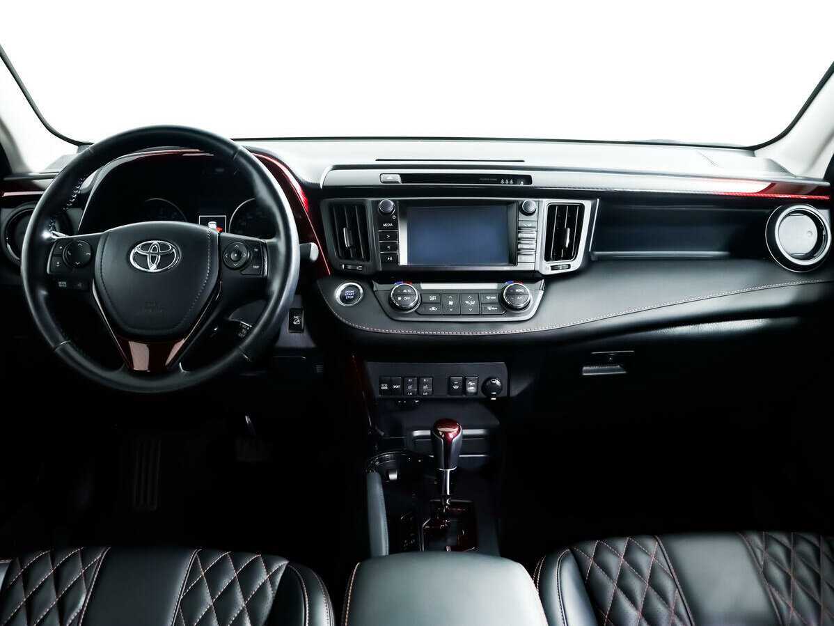 Купить Toyota RAV4 с пробегом. Фото: #10