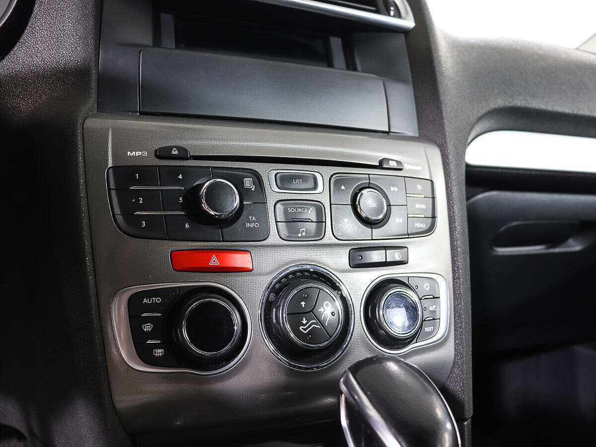 Купить Citroen C4 с пробегом. Фото: #16