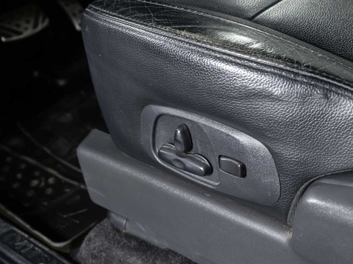 Купить Mitsubishi Pajero с пробегом. Фото: #13