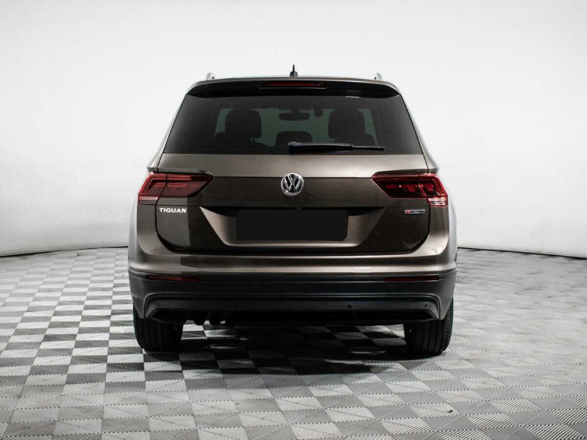 Купить Volkswagen Tiguan с пробегом. Фото: #5