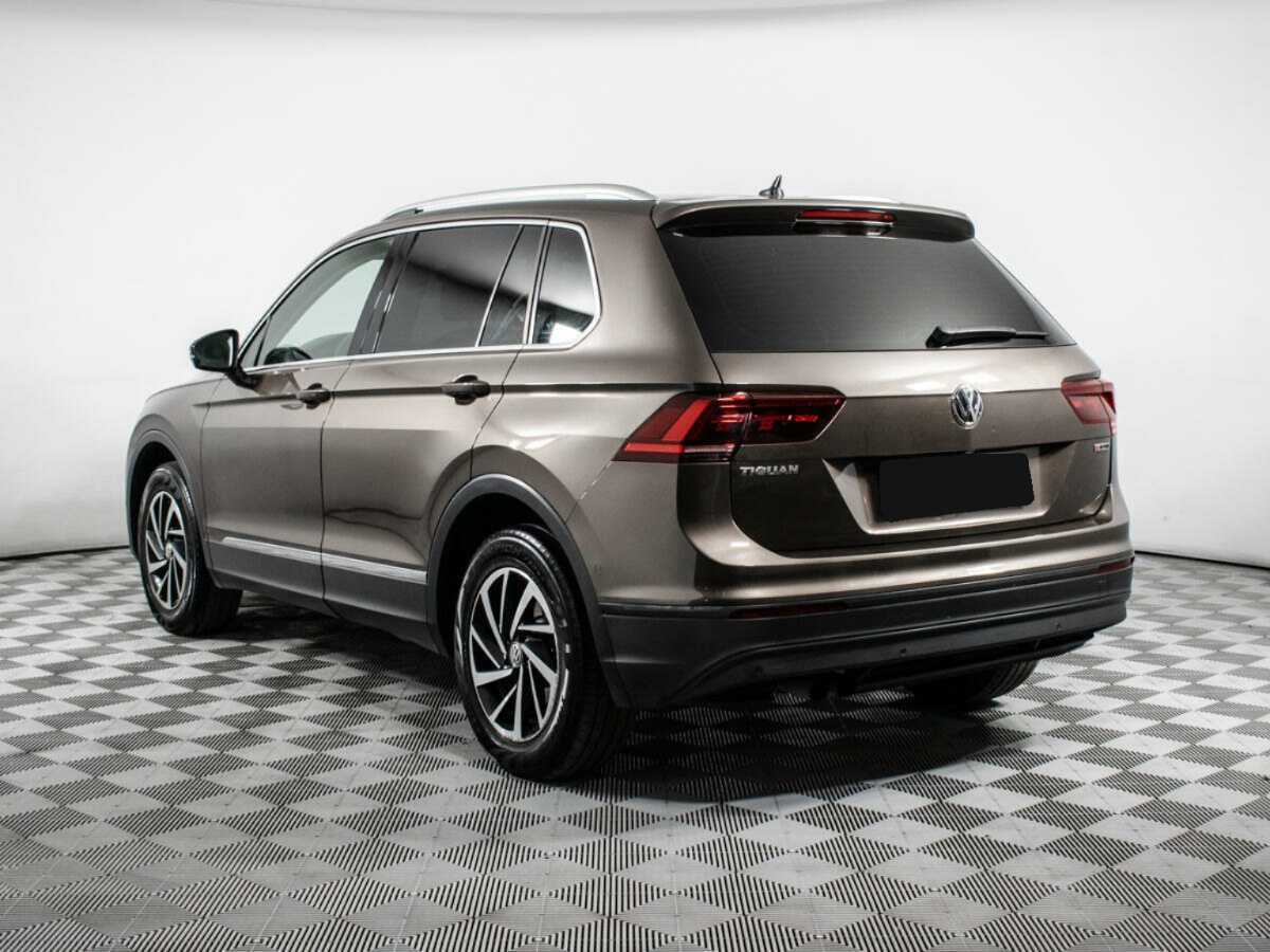 Купить Volkswagen Tiguan с пробегом. Фото: #6