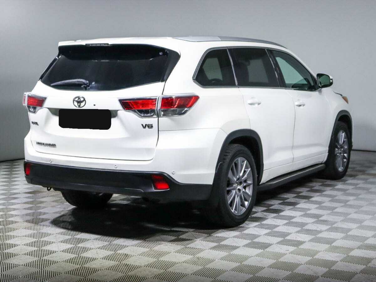 Купить Toyota Highlander с пробегом. Фото: #3