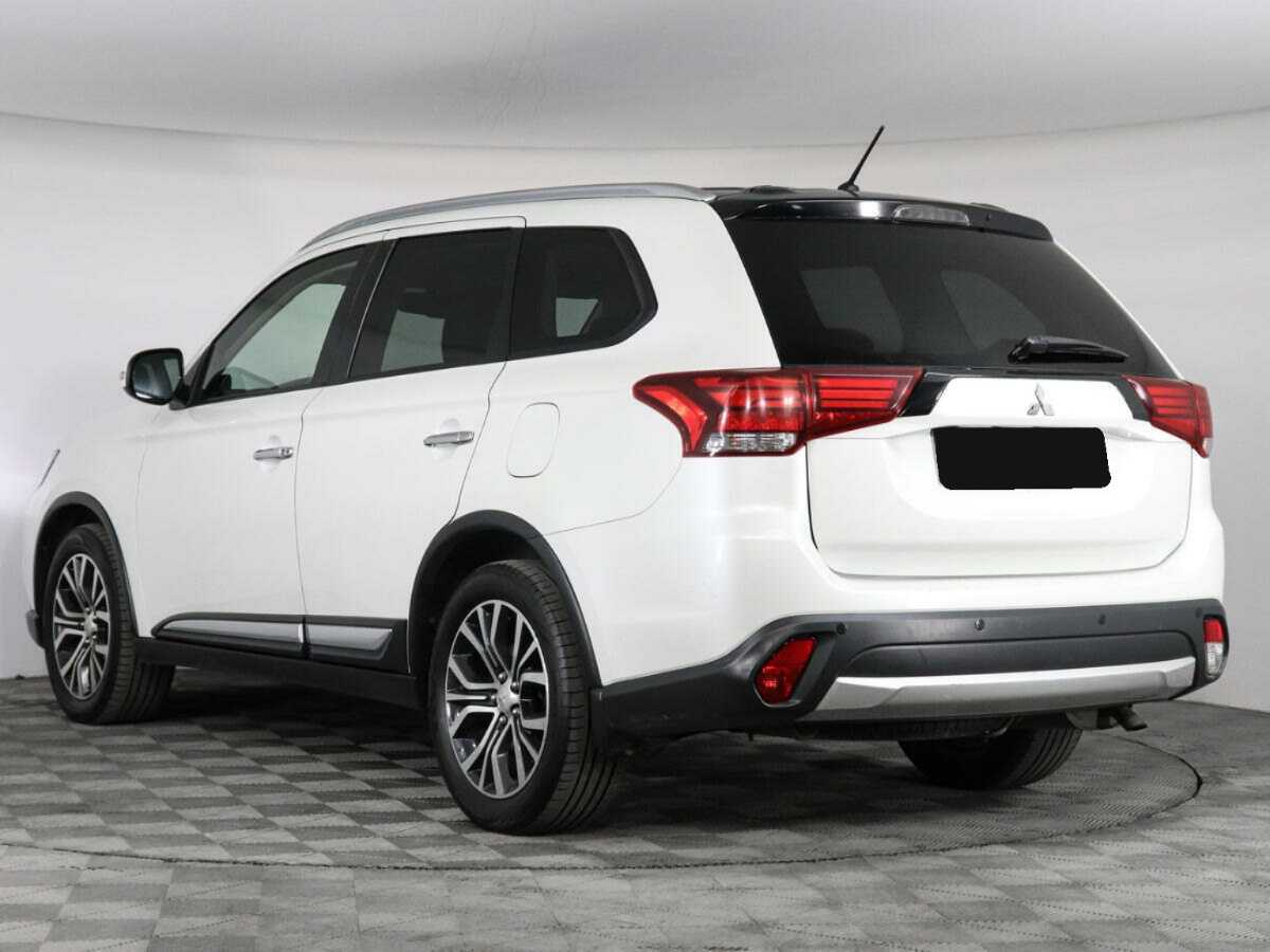 Купить Mitsubishi Outlander с пробегом. Фото: #6