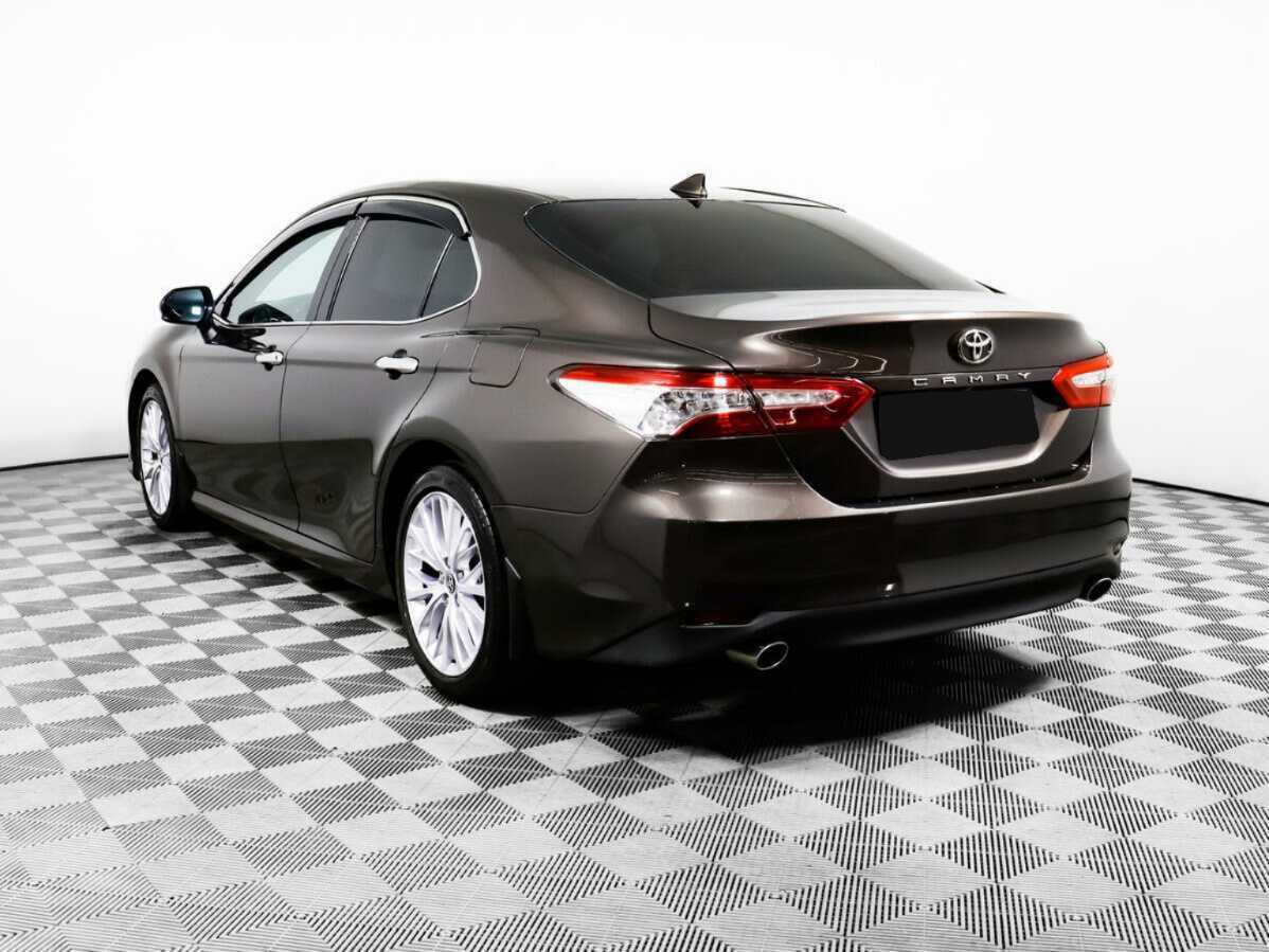 Купить Toyota Camry с пробегом. Фото: #6