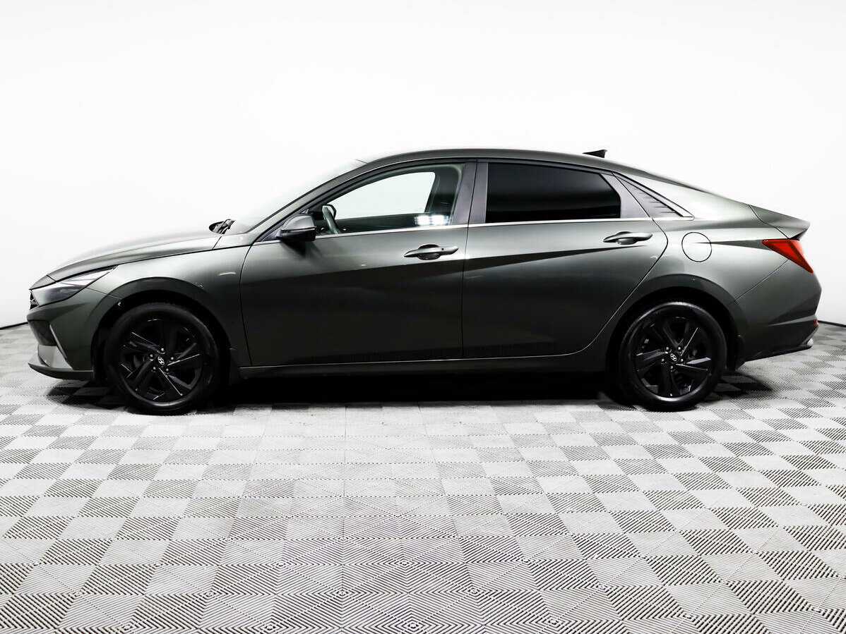 Купить Hyundai Elantra с пробегом. Фото: #7