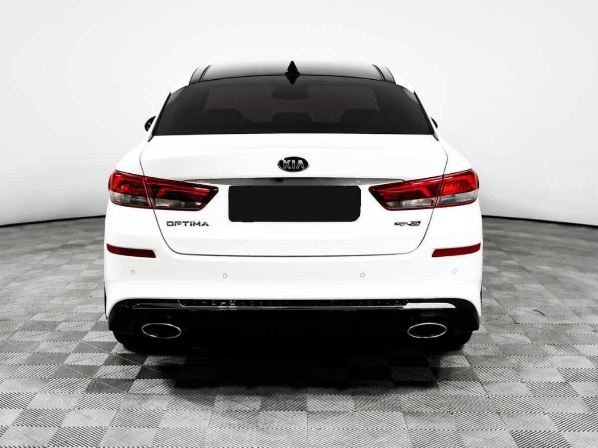 Купить Kia Optima с пробегом. Фото: #4