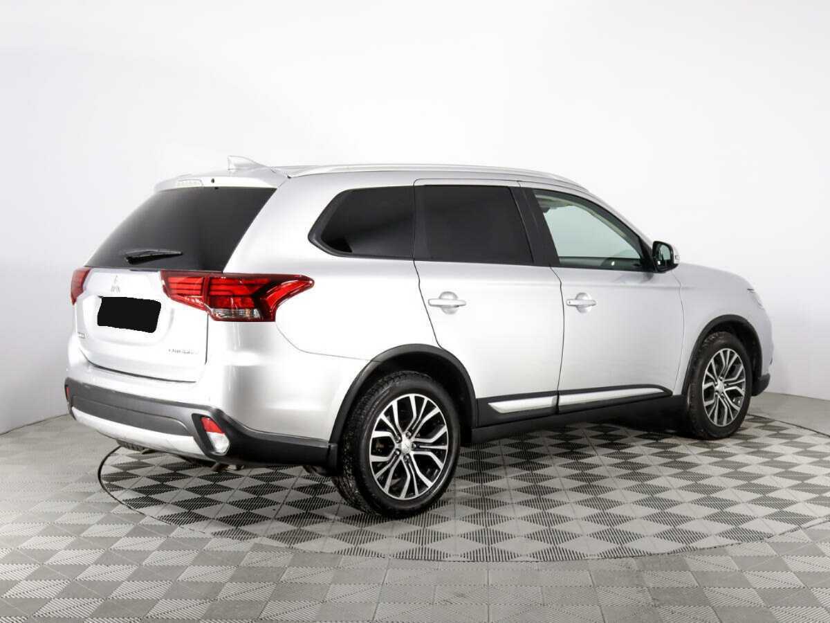 Купить Mitsubishi Outlander с пробегом. Фото: #7