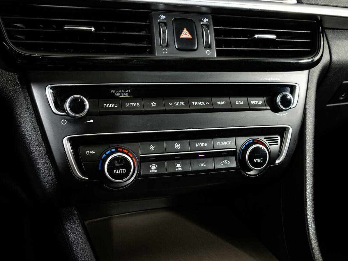 Купить Kia Optima с пробегом. Фото: #16