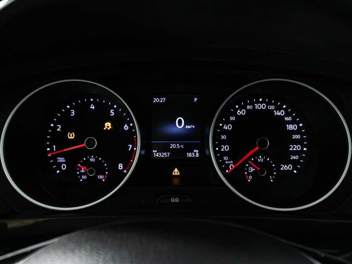 Купить Volkswagen Tiguan с пробегом. Фото: #11