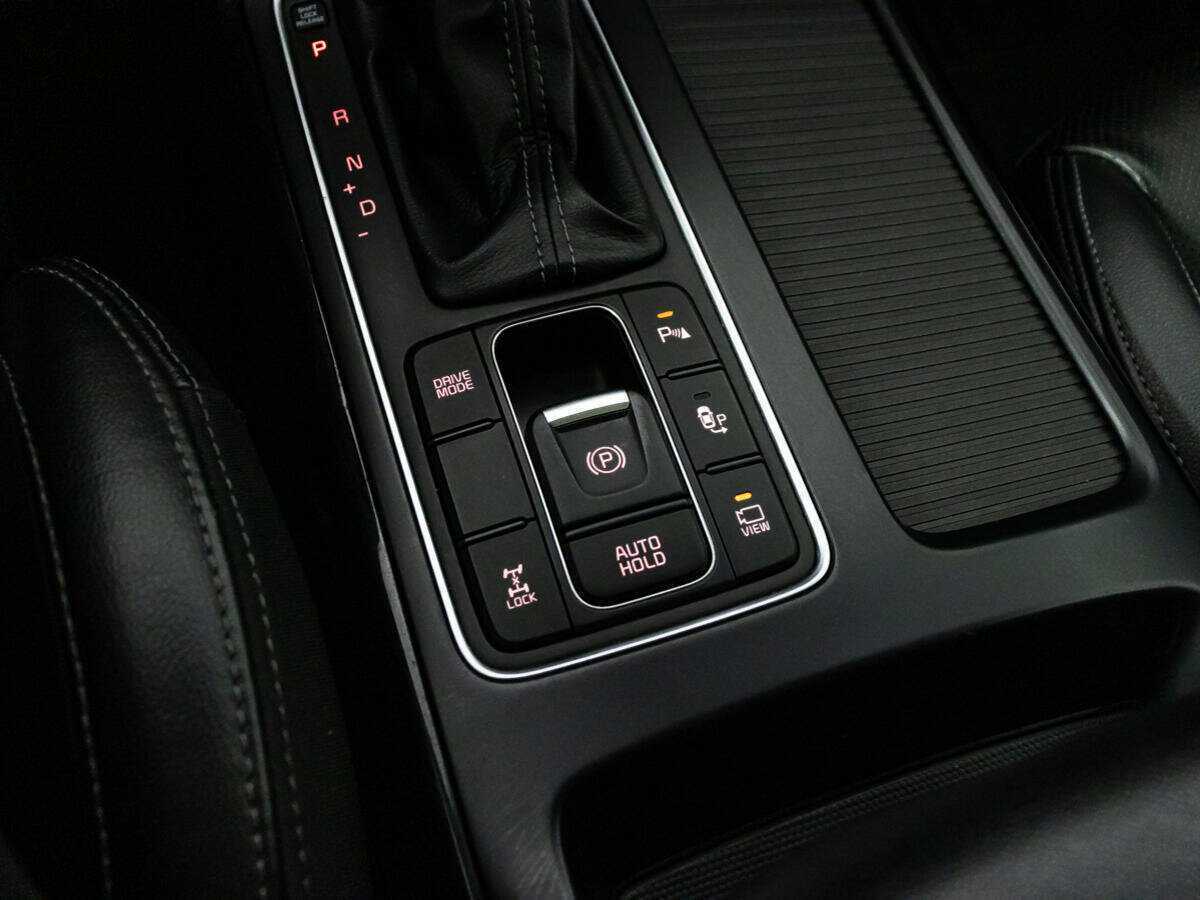 Купить Kia Sorento с пробегом. Фото: #19