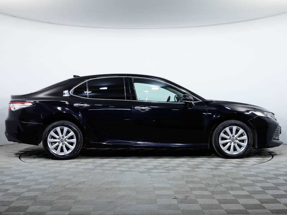 Купить Toyota Camry с пробегом. Фото: #2