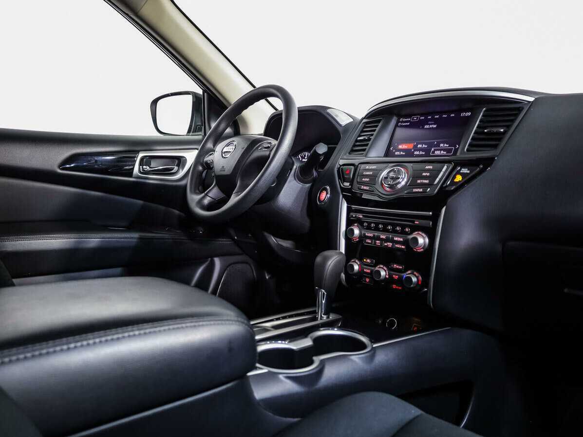 Купить Nissan Pathfinder с пробегом. Фото: #7