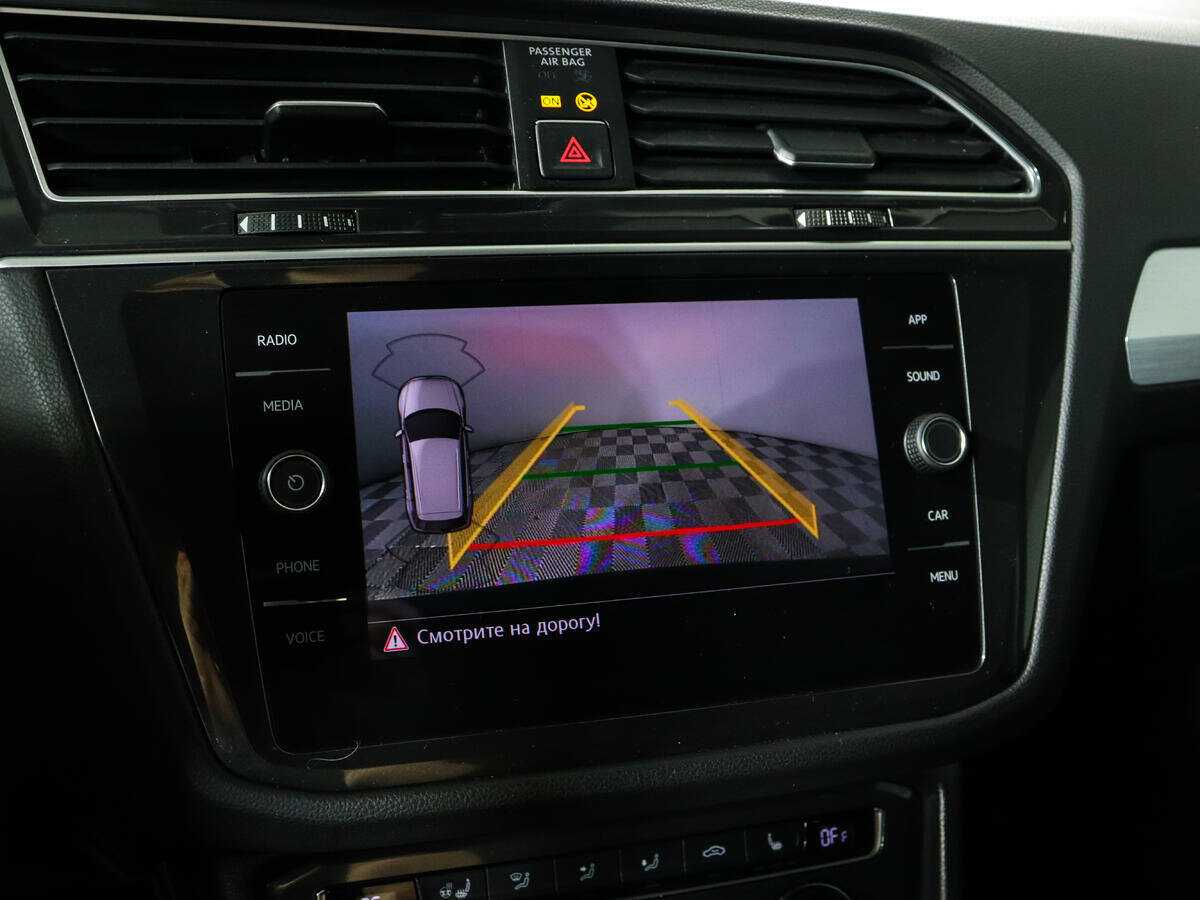 Купить Volkswagen Tiguan с пробегом. Фото: #12