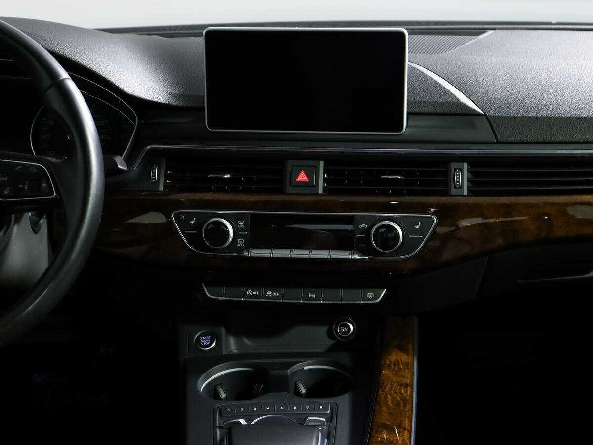 Купить Audi A4 с пробегом. Фото: #12