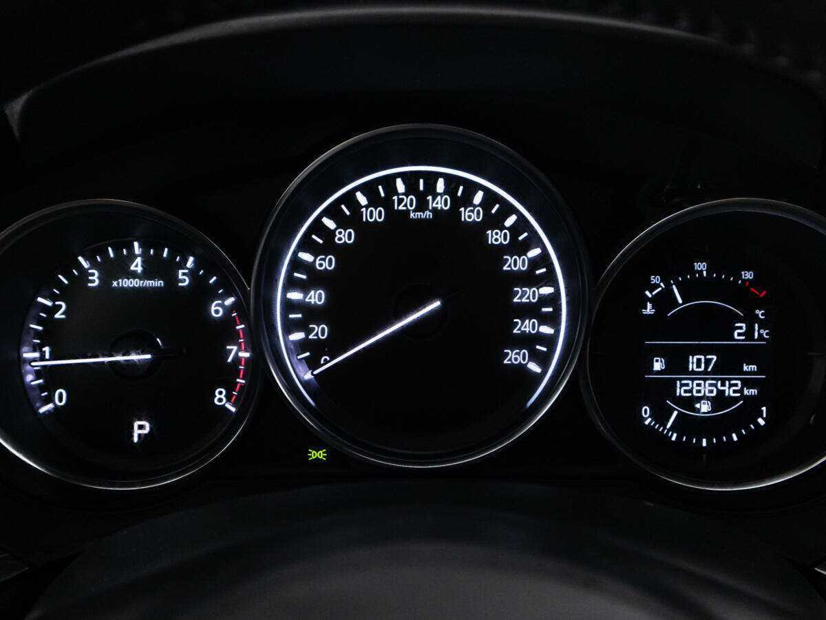 Купить Mazda 6 с пробегом. Фото: #11