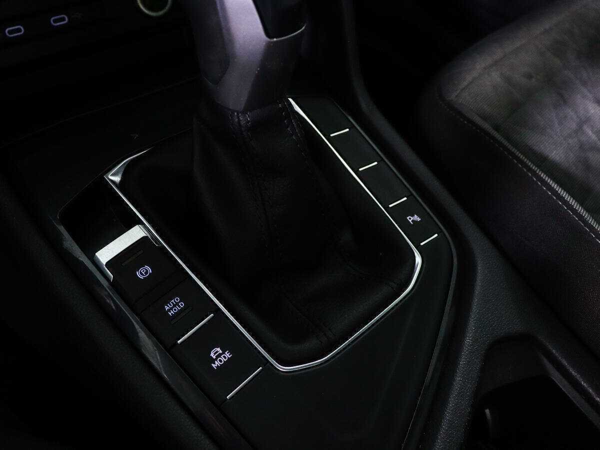 Купить Volkswagen Tiguan с пробегом. Фото: #19