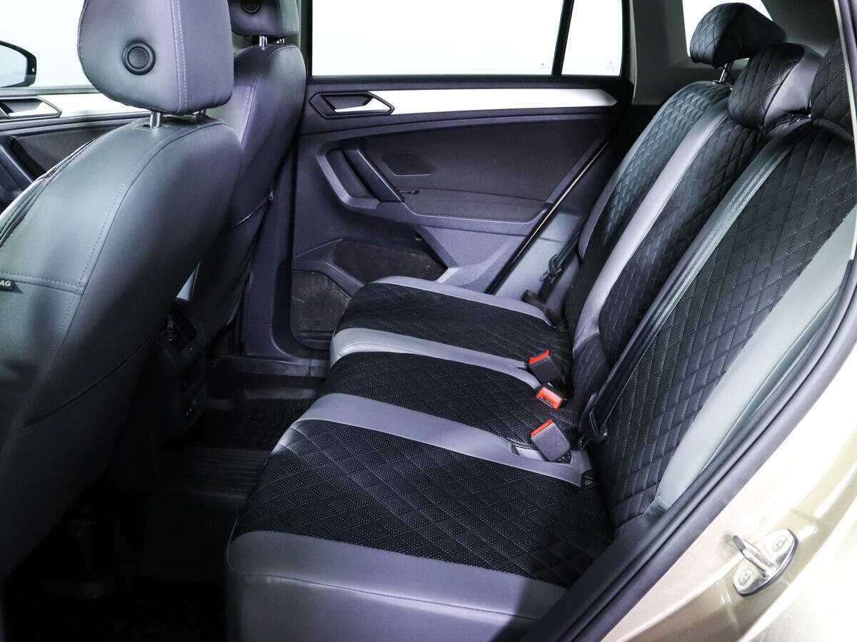 Купить Volkswagen Tiguan с пробегом. Фото: #9