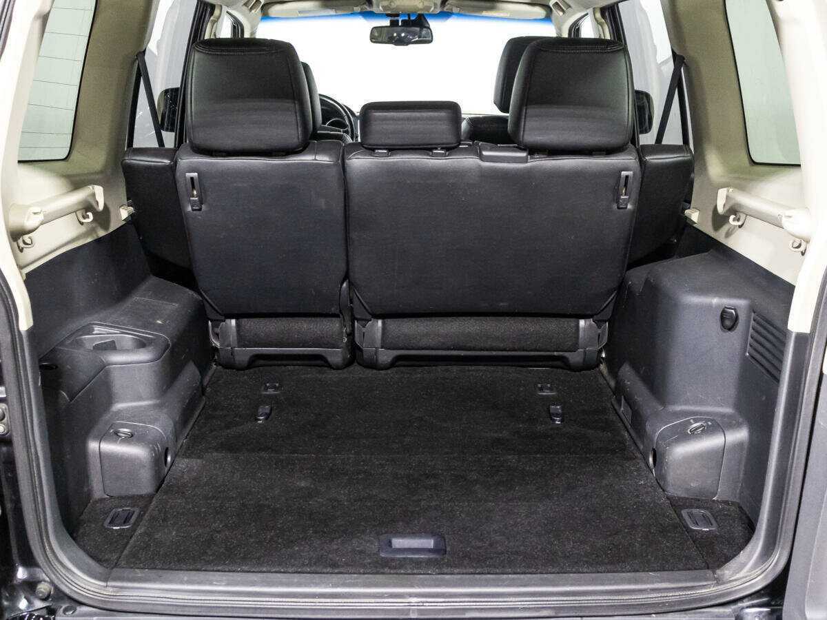 Купить Mitsubishi Pajero с пробегом. Фото: #14