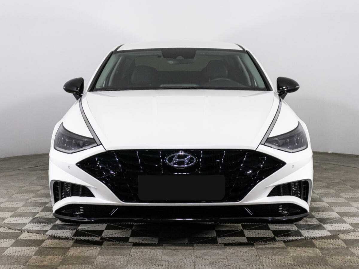 Купить Hyundai Sonata с пробегом. Фото: #1