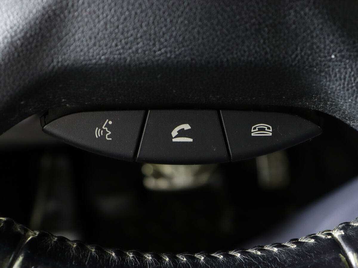 Купить Mitsubishi Pajero с пробегом. Фото: #19