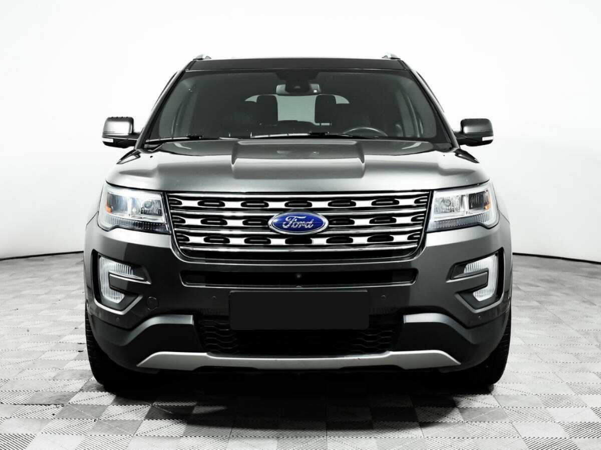 Купить Ford Explorer с пробегом. Фото: #1