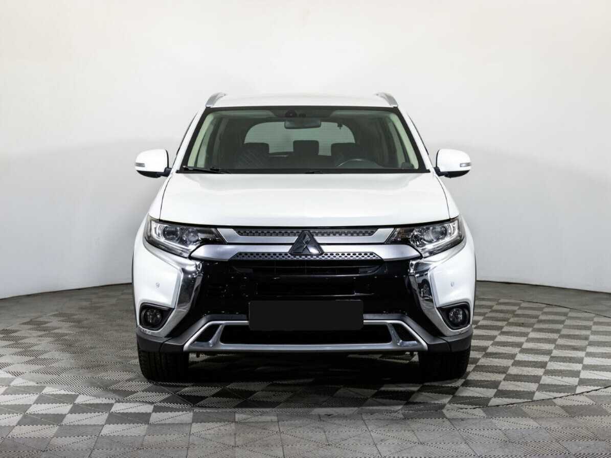 Купить Mitsubishi Outlander с пробегом. Фото: #1