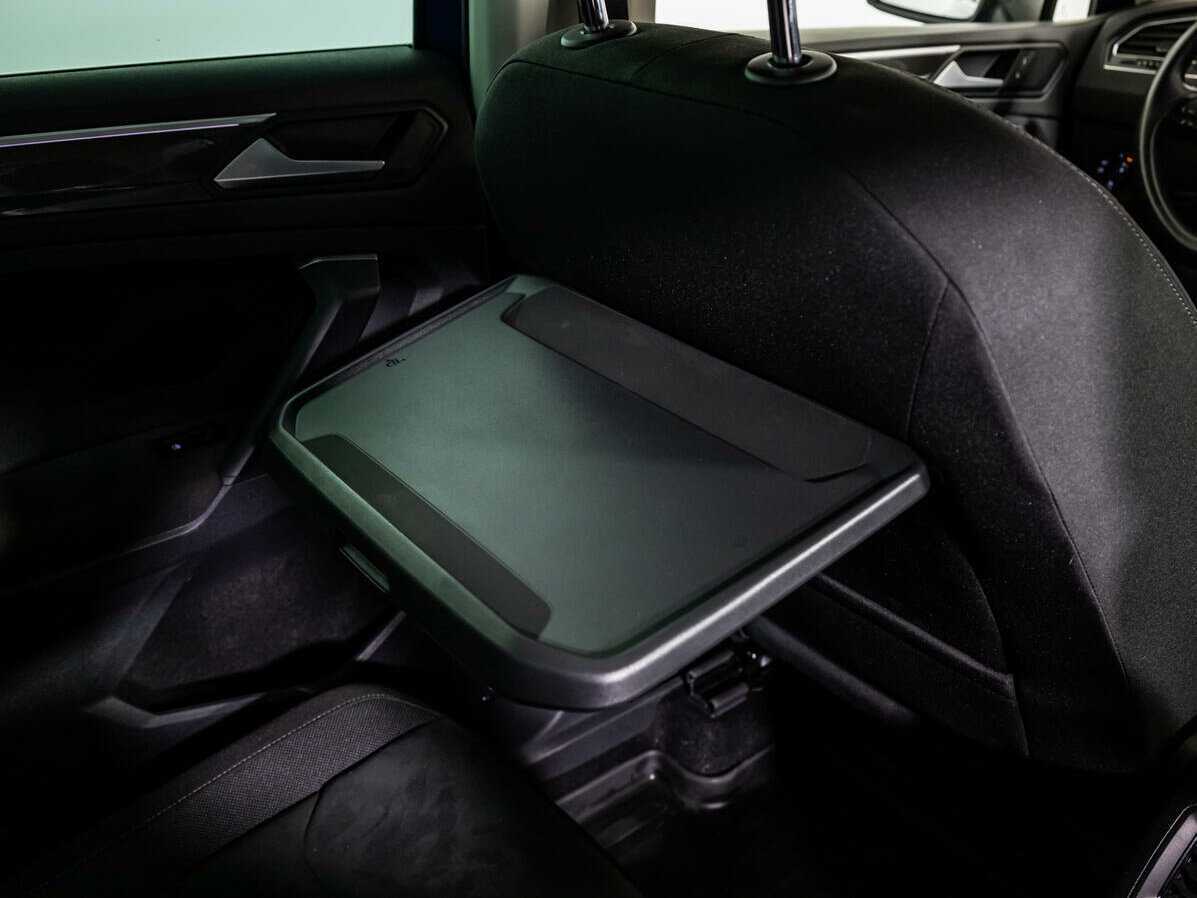 Купить Volkswagen Tiguan с пробегом. Фото: #17