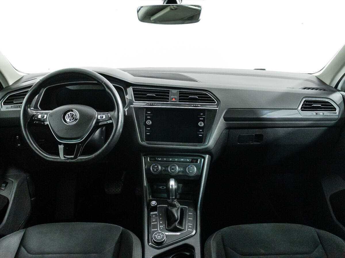 Купить Volkswagen Tiguan с пробегом. Фото: #12