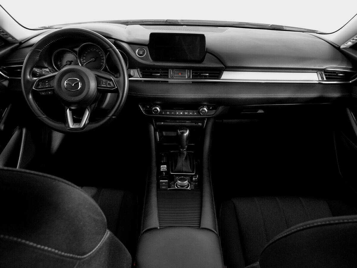 Купить Mazda 6 с пробегом. Фото: #11