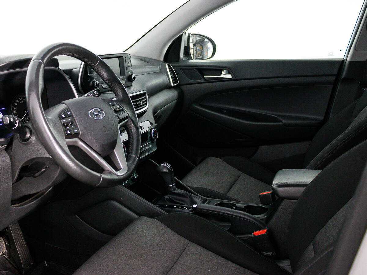 Купить Hyundai Tucson с пробегом. Фото: #9