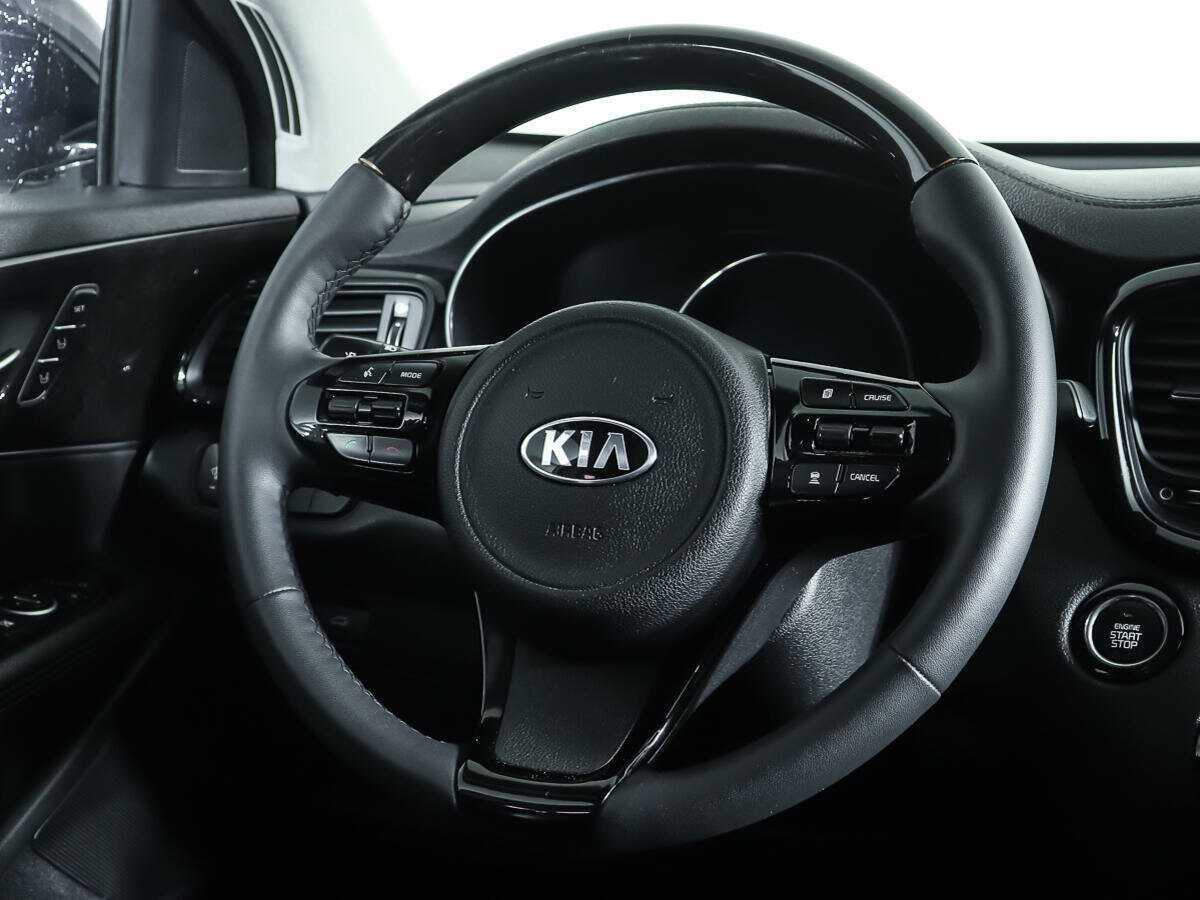 Купить Kia Sorento с пробегом. Фото: #13