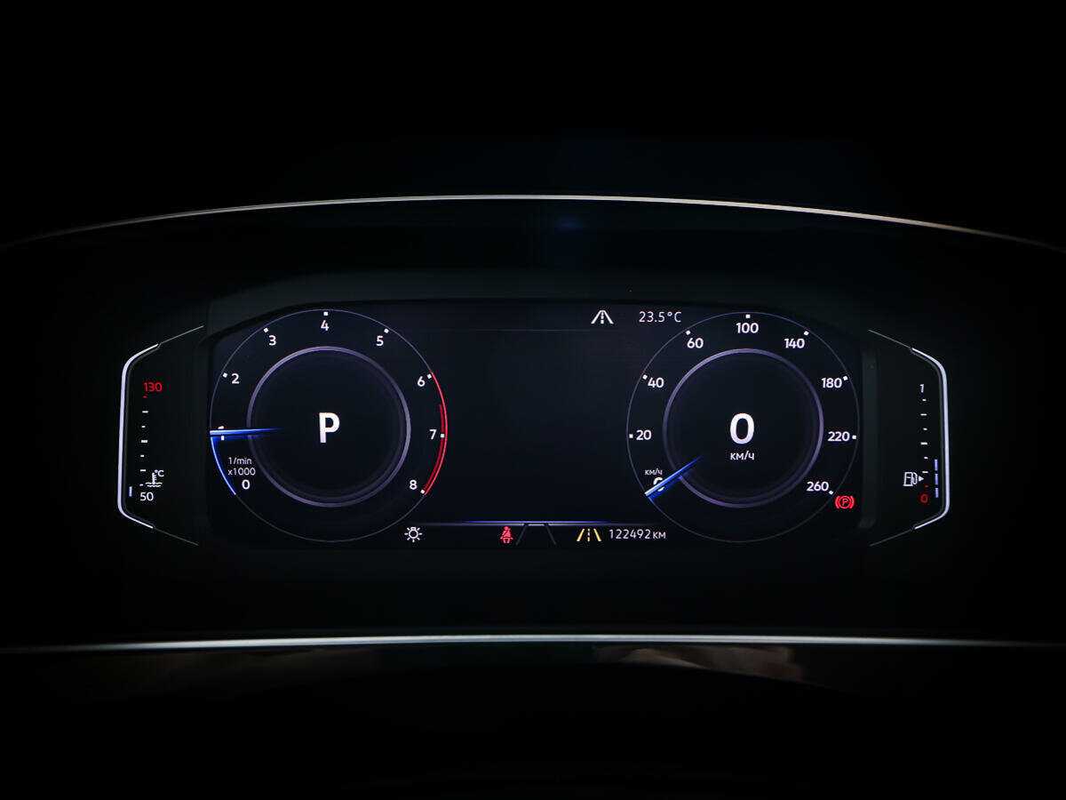 Купить Volkswagen Tiguan с пробегом. Фото: #12