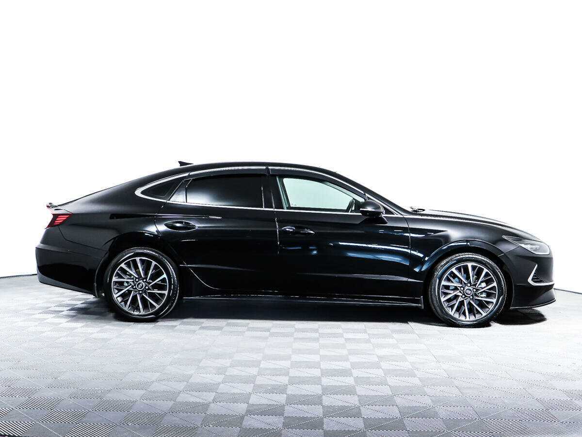 Купить Hyundai Sonata с пробегом. Фото: #2