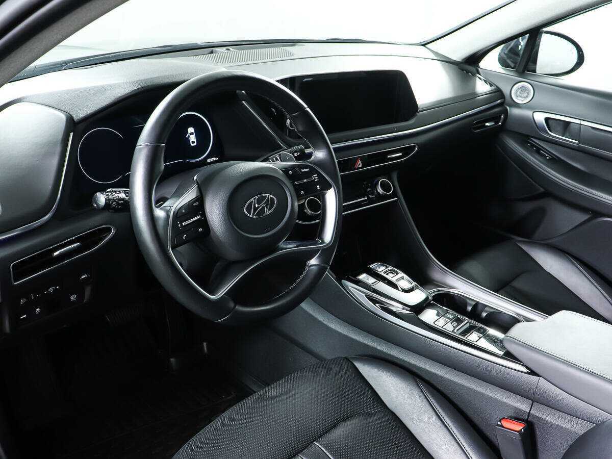 Купить Hyundai Sonata с пробегом. Фото: #11