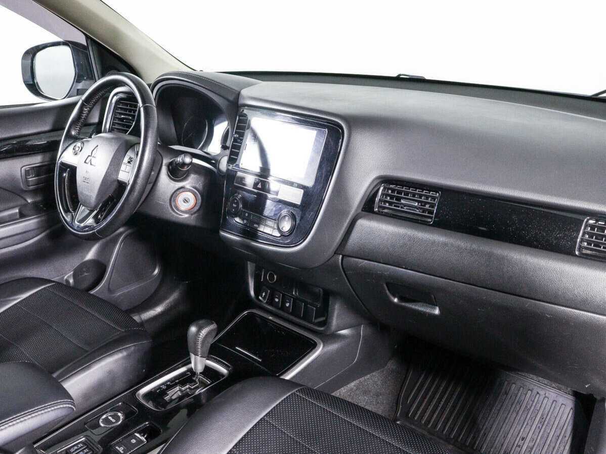 Купить Mitsubishi Outlander с пробегом. Фото: #6