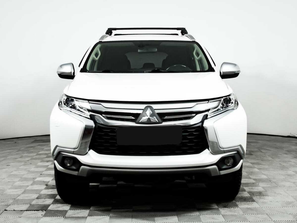 Купить Mitsubishi Pajero Sport с пробегом. Фото: #1