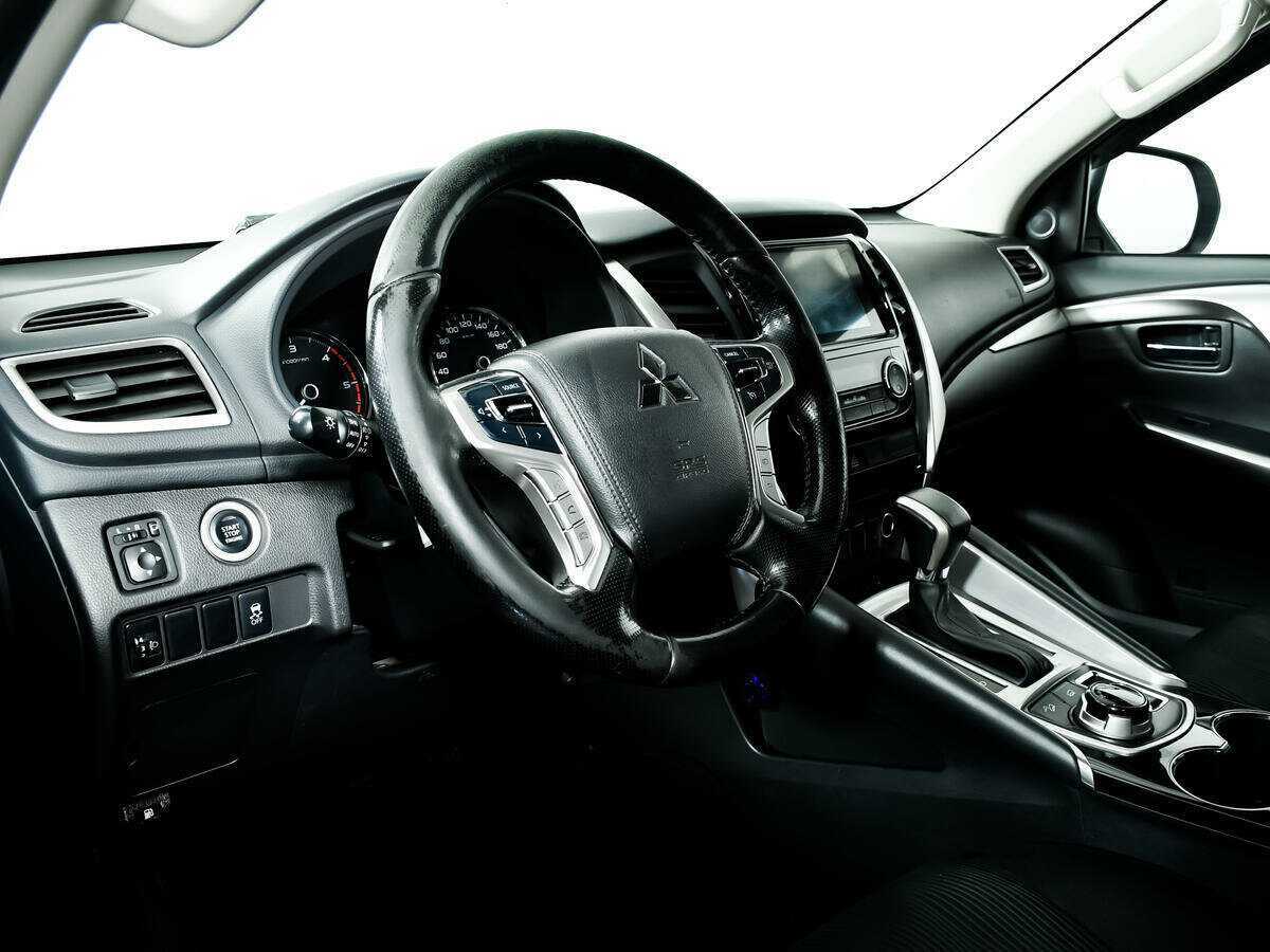 Купить Mitsubishi Pajero Sport с пробегом. Фото: #12