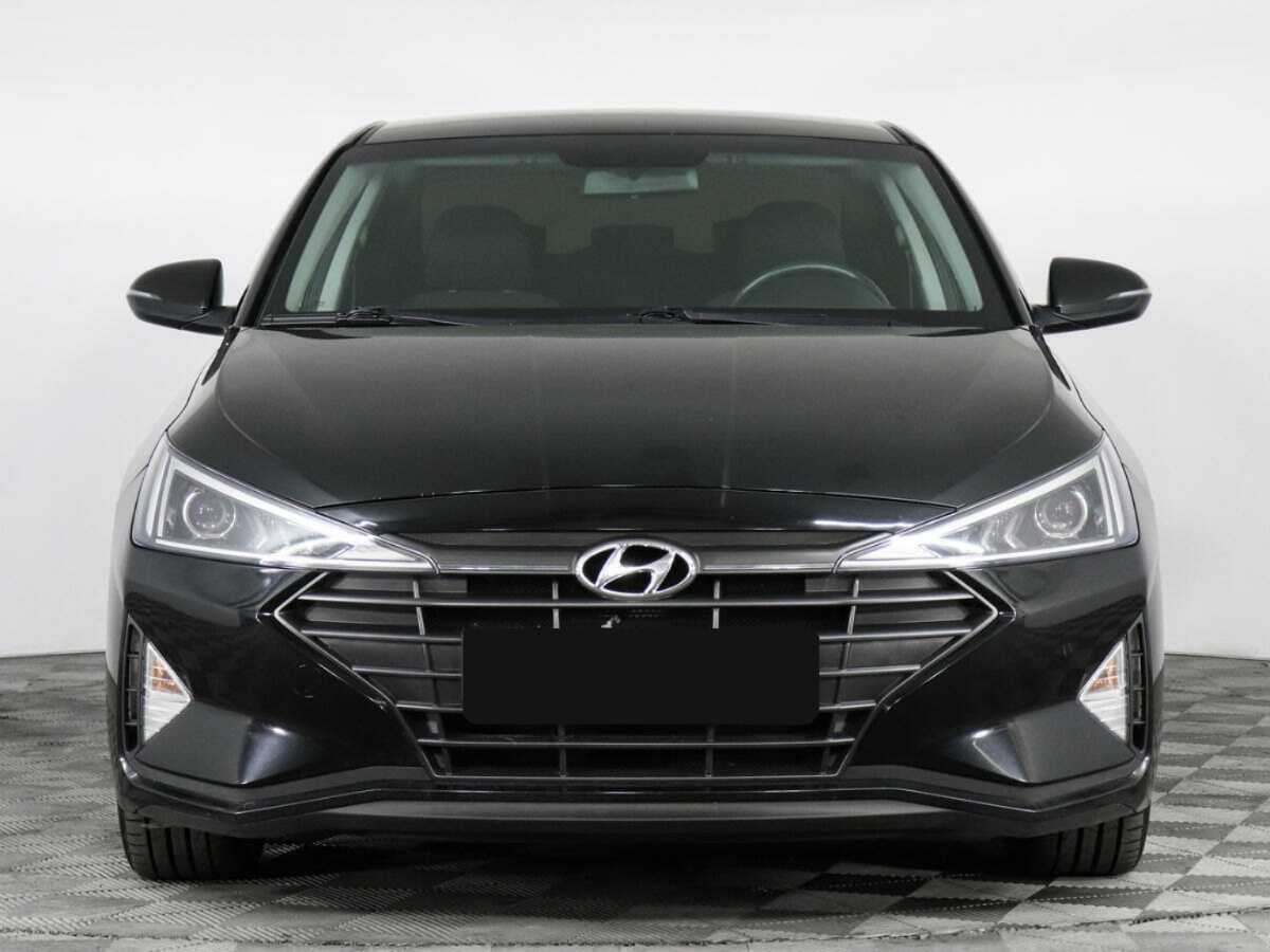 Купить Hyundai Elantra с пробегом. Фото: #1